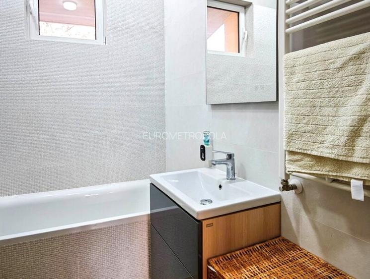 Apartament complet  renovat, mobilat  , loc parcare si sauna Primaverii - 7