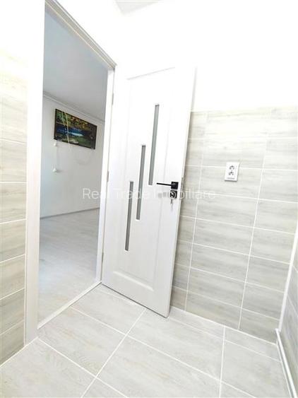 Garsoniera renovata etaj intermediarzona Noua - 6