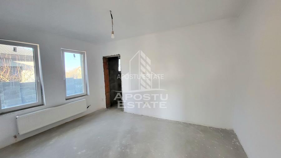 Jumatate de duplex nou cu 4 camere,Parta - 11