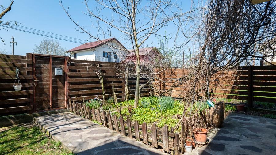 Vilă Bacu P+1+Pod, livadă, acces rapid A0/A1/Centură - 32