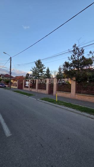 Casă cu mansardă și teren generos – zona Lucian Blaga - 8