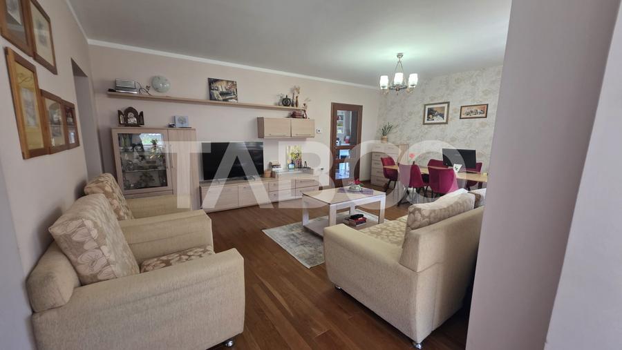 Casa de vanzare in Sebes zona semicentrala