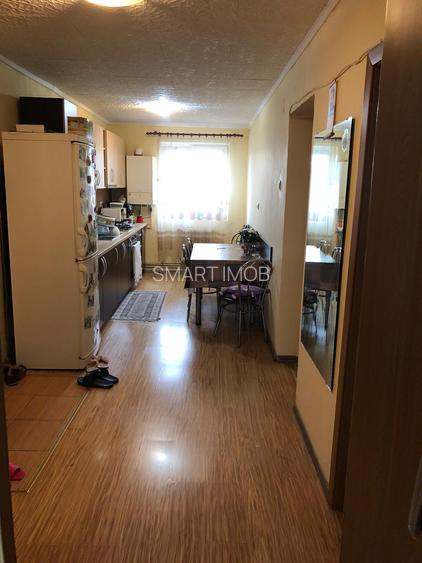 Apartament 3 camere 60mp zona Spital finisat mobilat 59.000eur neg - 2