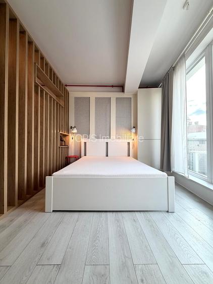 Victoriei /C-tin Caracas Boutique  2021 / Studio Dublu  Mobilat Modern / Balcon - 2