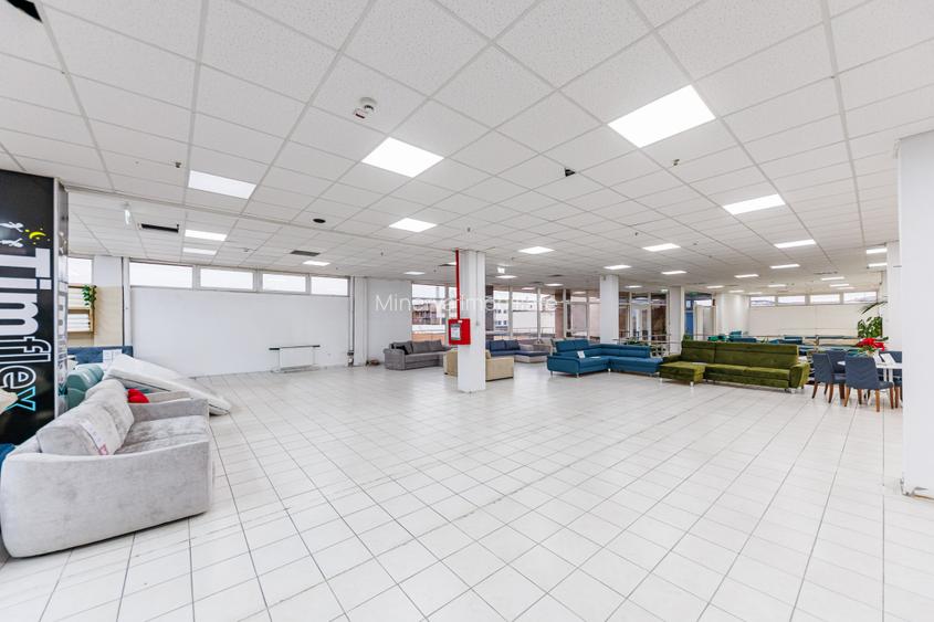 Spatiu comercial 600 mp in Centrul Comercial Kapa la etaj, Comision 0 - 4