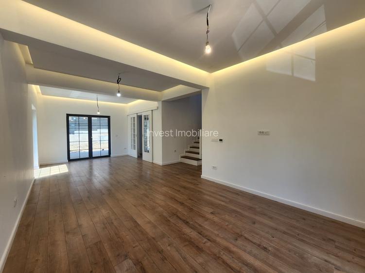 CASA PREMIUM VALEA URSULUI, 4 CAMERE, 2 BAI, INDIVIDUALA,400 MP TEREN - 22