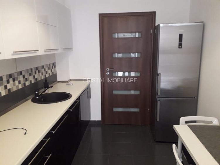 Apartament 2 camere de închiriat Apărătorii Patriei Centrală proprie Parcare - 5