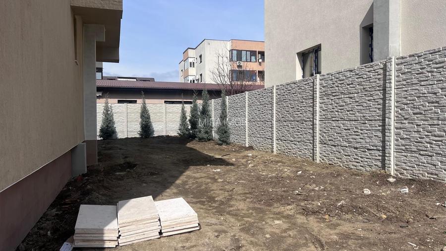 Casă individuală spațioasă, 120 mp utili, living pe două nivele, teren 365 mp - 5