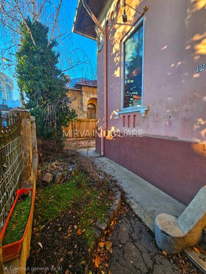 Casă cu arhitectură interbelică, 5 camere, teren 409 mp – Central - 50