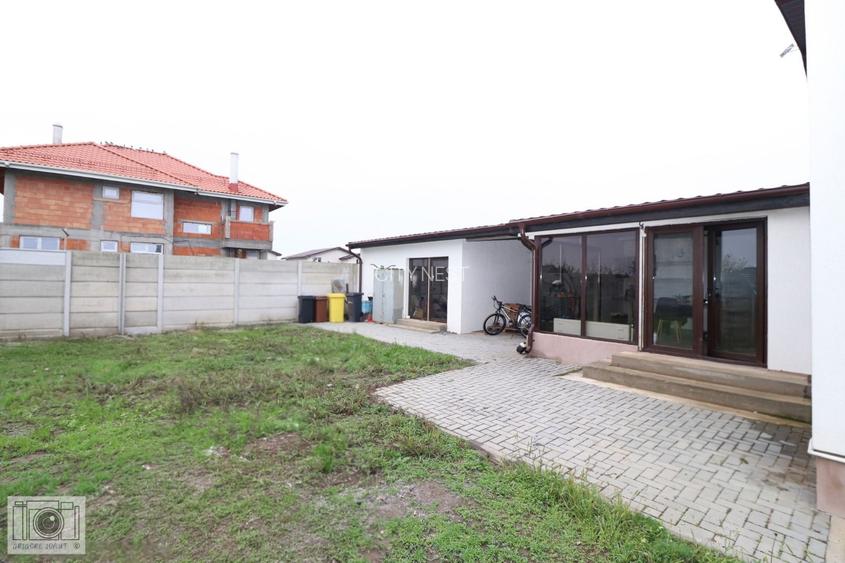 Soluție Locativă pentru Firme: Vilă cu Capacitate Mare în Ciorogarla - 20