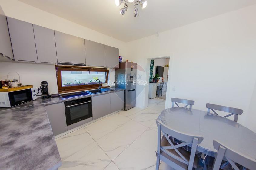 Casă super finisata de vanzare în sat Sasar / schimb cu Apartament - 14