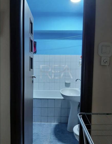 3 camere, 7/10, anvelopat, 77 mp-Pacii-Gorjului