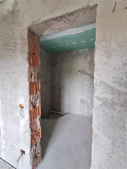 CASA P+ 1E si TEREN 400 MP DE VANZARE IN ANDRASESTI