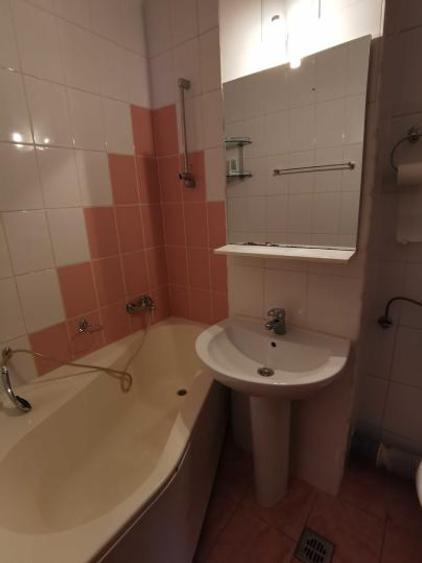 Nerva Traian/Unirii/Centrala Proprie/Garsoniera spatioasa la cheie/