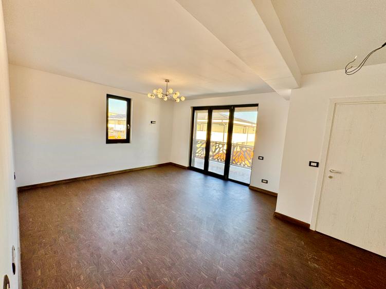 Vila duplex  5 camere, bucătărie inclusă-23August- Lidl
