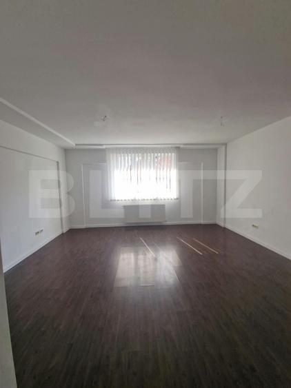Spațiu de birouri 100 mp de închiriat – lângă AFI Brașov