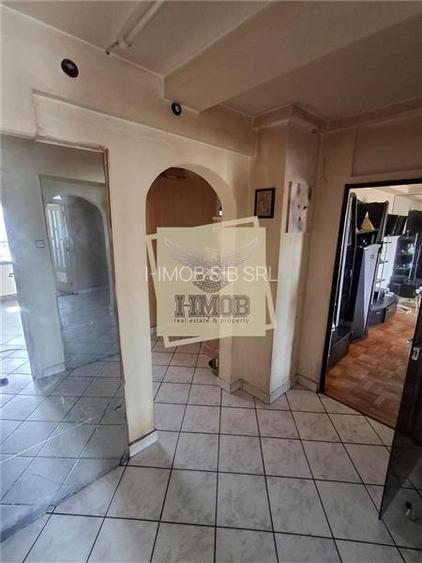 Apartament 3 camere 72 Mpu 2 Bai | Pivnita | Balcon Turnisor - 2