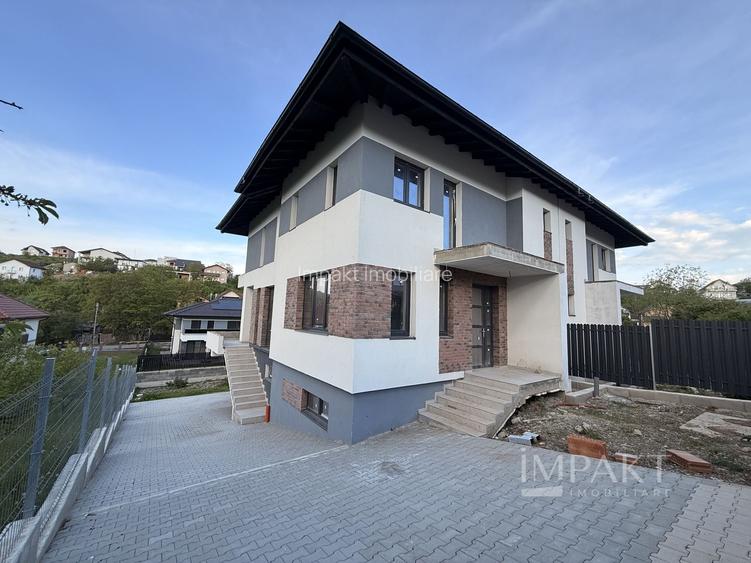 Casa cuplata cu garaj dublu, in Dezmir! - 2