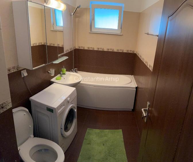 Inchiriez apartament 3 camere Zamca  - 4