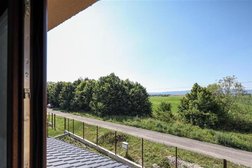 Vanzare Casa la cheie, constructie noua, intabulata,teren 680 mp - 35