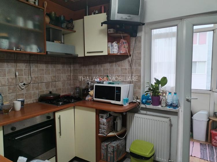 Apartament 3 camere - Brazda lui Novac - 6