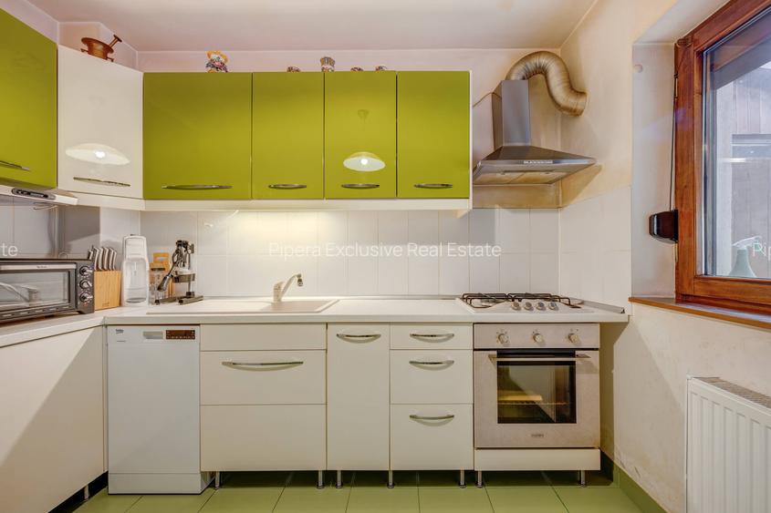 Casa in complex, langa Cambridge School, curte, terasă, garaj - 9