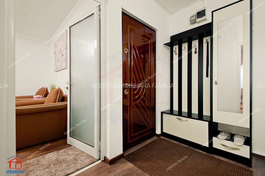 De închiriat apartament 3 camere, Micro 20 - 6