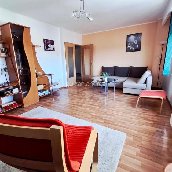 Proprietar vand apartament cu 4 camere - 3