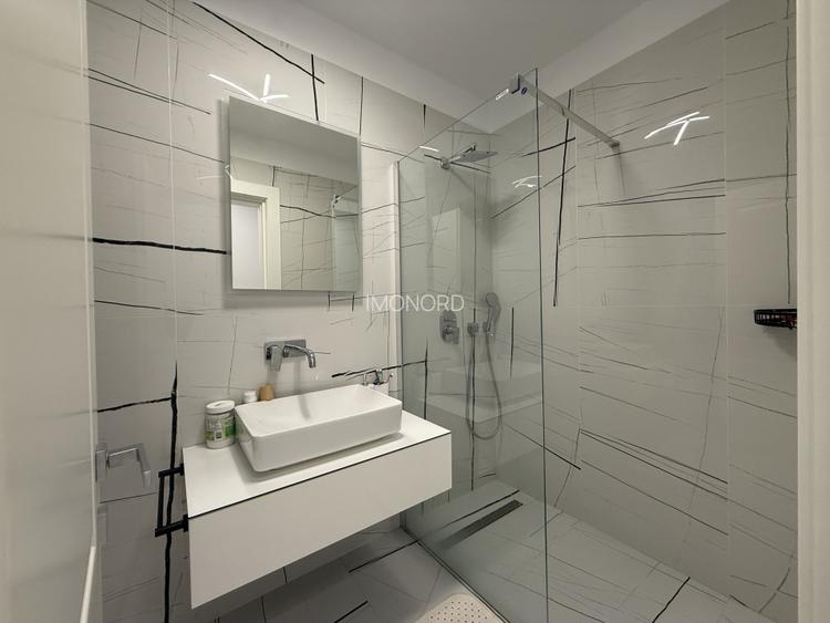 Unirii Palatul Parlamentului bloc 2023 - 9