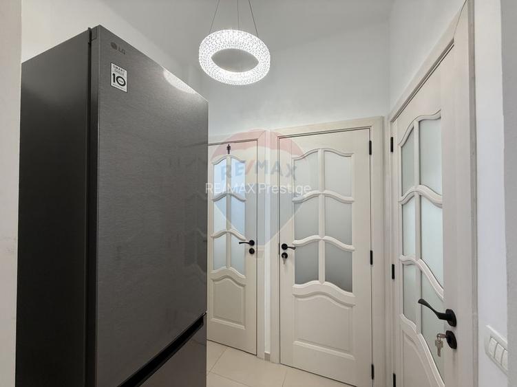 Apartament 4 camere de închiriat – Bd. Unirii / Str. Vulturilor 25 - 11
