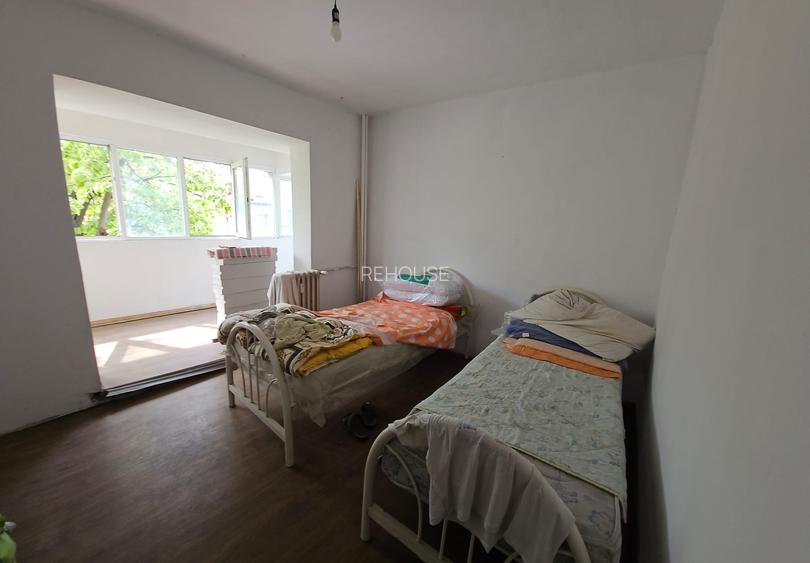 Lacul Tei stradal, vis-a-vis Parcul Circului, 2 balcoane, 75mp, - 10