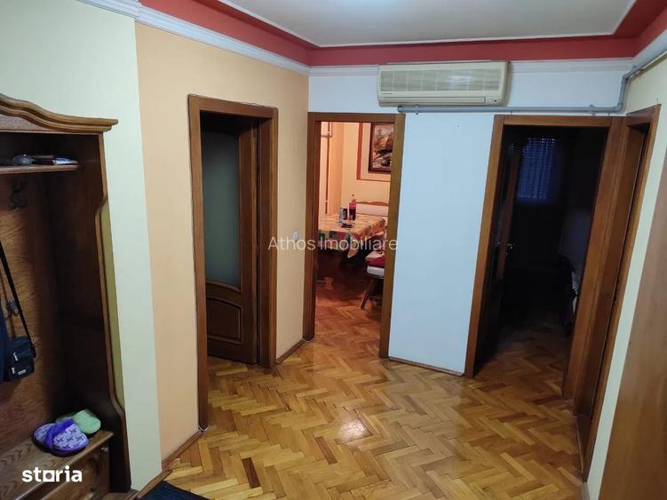 Apartament cu 3 camere decomandate in zona Timocului-Saguna - 2