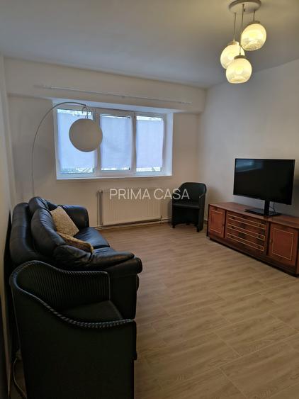 Apartament cu 3 camere de inchiriat ~ zona Micro 3 / Iazul Morilor ~ etaj 1 - 7