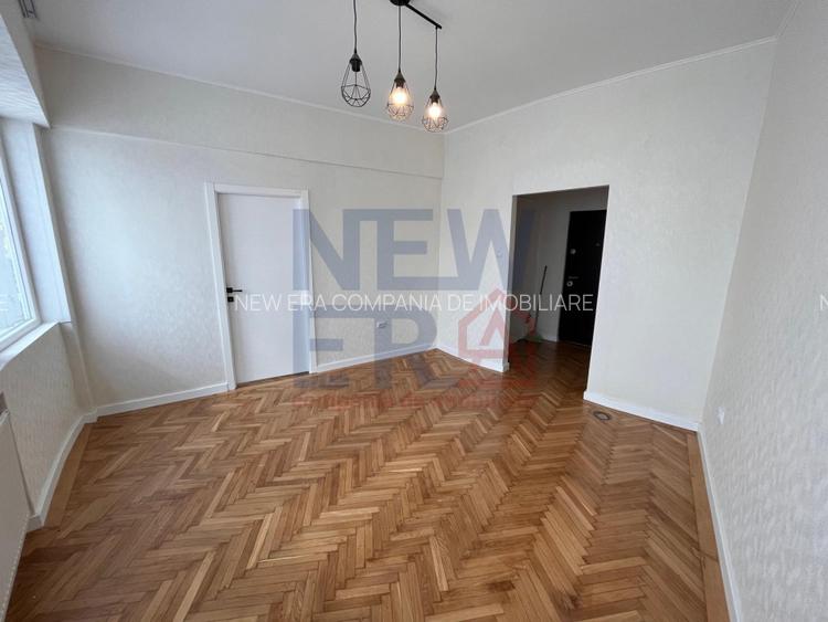 Apartament cu 2 camere de vanzare - bloc SCALA - 7
