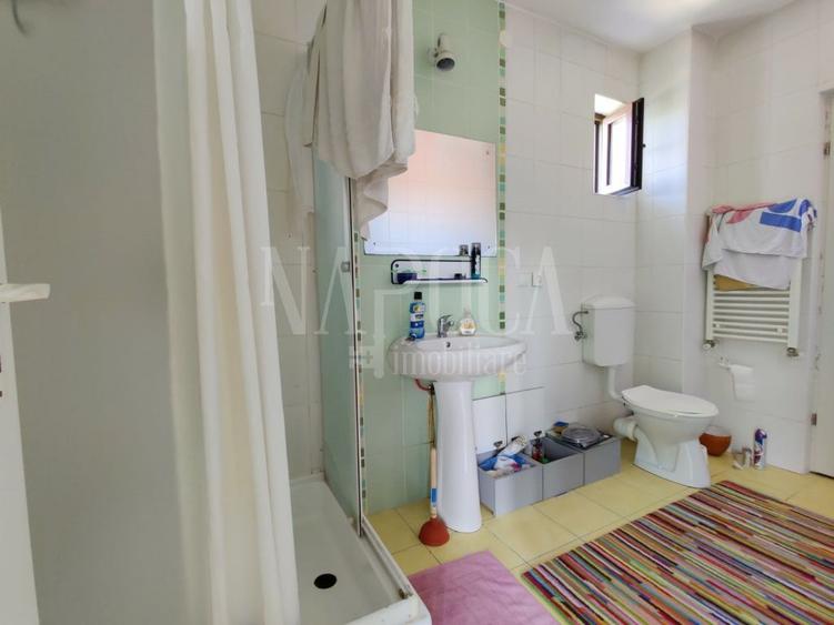 Casa 9 camere de vanzare in Andrei Muresanu, Cluj Napoca