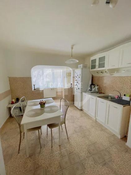 Apartament 2 camere, decomandat, etaj 3, cartier Intre Lacuri - 4