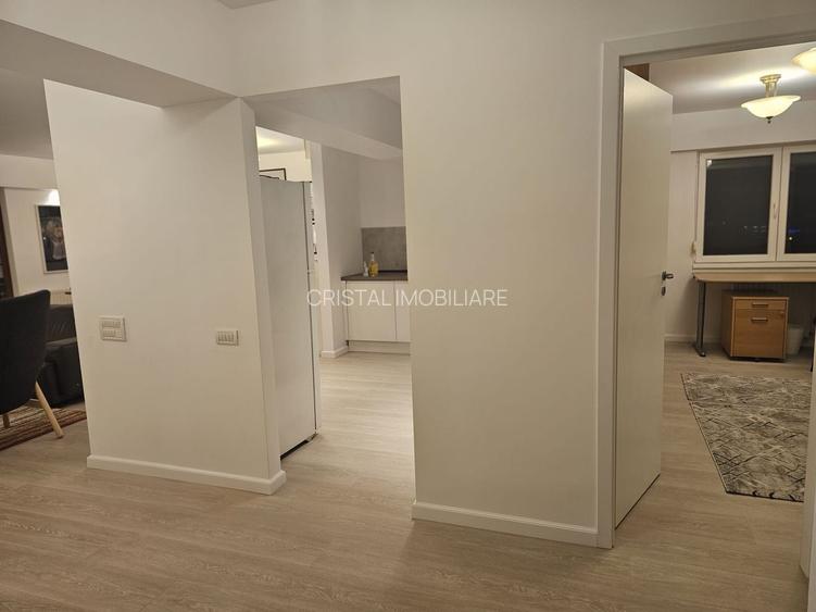 Apartament 4 camere mobilat , Zona Rond Alba Iulia - 21