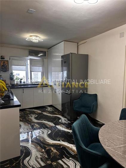 Gata de mutare! 2 camere decomandate, Mobilat si utilat bloc reabilitat, loc par - 8