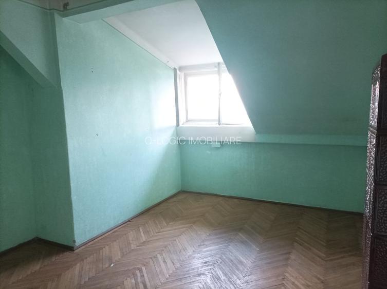 Apartament 3 camere liber la vanzare zona Central - 3