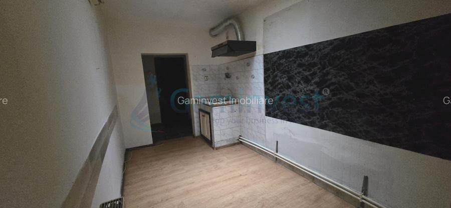 Teren si casa de vanzare,zona cu vizibilitate,Cantemir,Oradea - 3