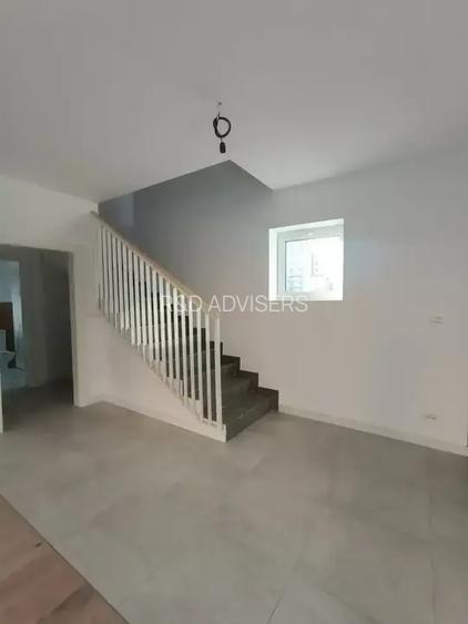 Apartament tip duplex 4 camere cu grădină | Comision 0 - 9