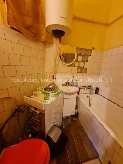 Apartament 2 camere,curte comuna/4 proprietari - 12