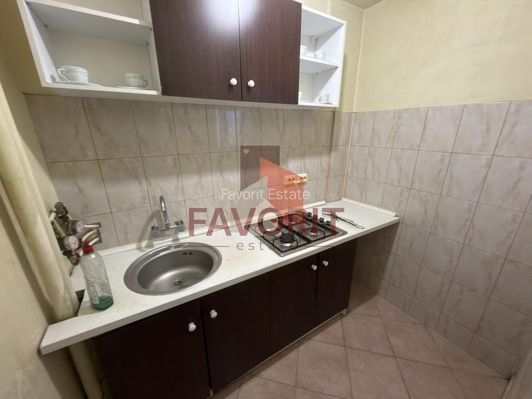 Etaj intermediar. Zona excelenta. Disponibil imediat - 4