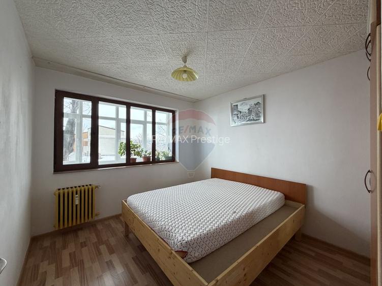Apartament cu 3 camere de închiriat în zona Giulesti - 13