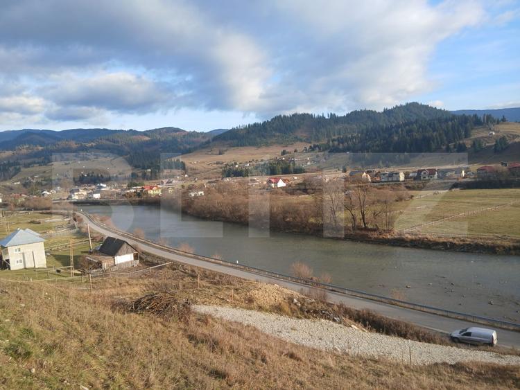 Teren intravilan în Dorna Arini, 1.25 ha, bonus 20 ari teren extravilan pădure