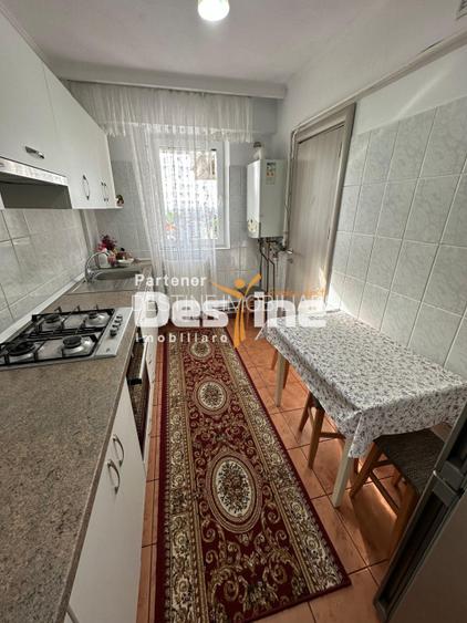 Apartament spatios 3 camere, 70 mp, lift nou, 2 bai – zona centrala Pascani - 4
