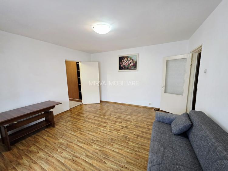 Apartament 2 camere decomandat, mobilat si utilat, zona 9 Mai - 5