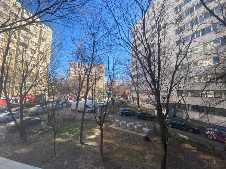 veteranilor,5 minute metrou,etaj 1,liber. - 9