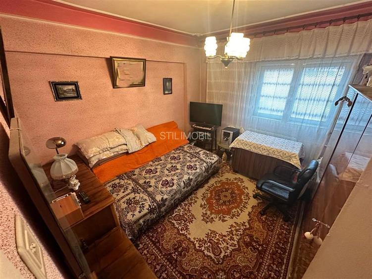 Ap 3 cam decomandat Ultracentral, et 8/10, 65 mp - 3