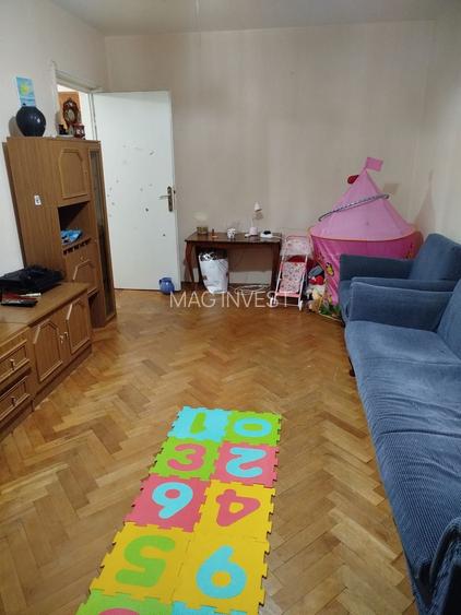 Apartament 3 camere de vânzare – Piața Centrală, etaj 3 - 5